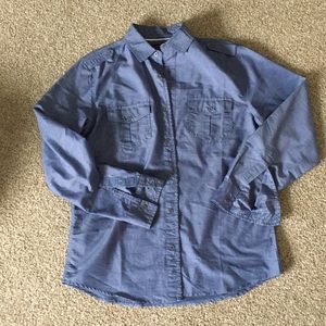 Like new (worn once) chambray button up size med